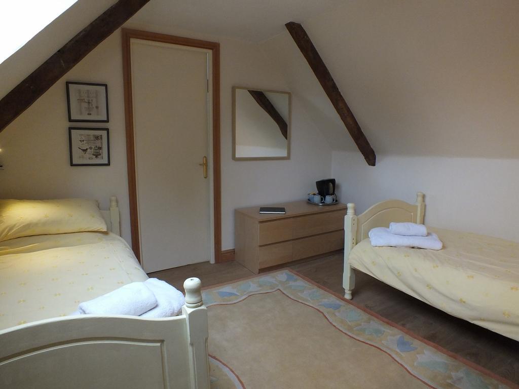Gites De Lenvos Pontivy Habitación foto
